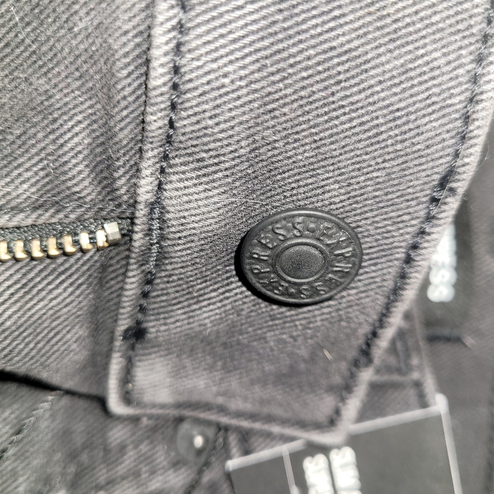 Express Jeans - Picture 7 of 15
